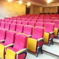 Актовый зал НИКИЭТ им. Н.А. Доллежаля, РосАтом, 571 кресло с литыми полированными алюминиевыми боковинами